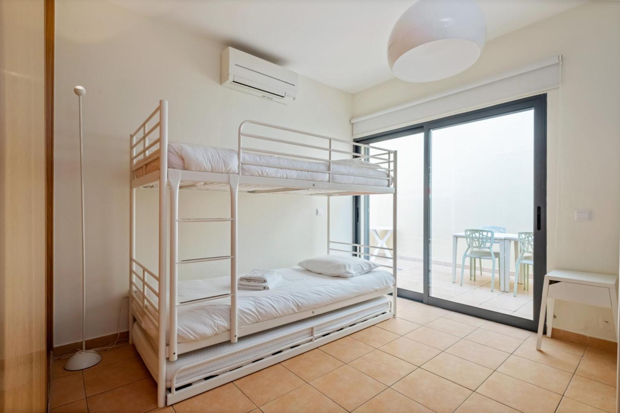 Casa Das Pedras Pretas - By Wehost 포르투산투 외부 사진